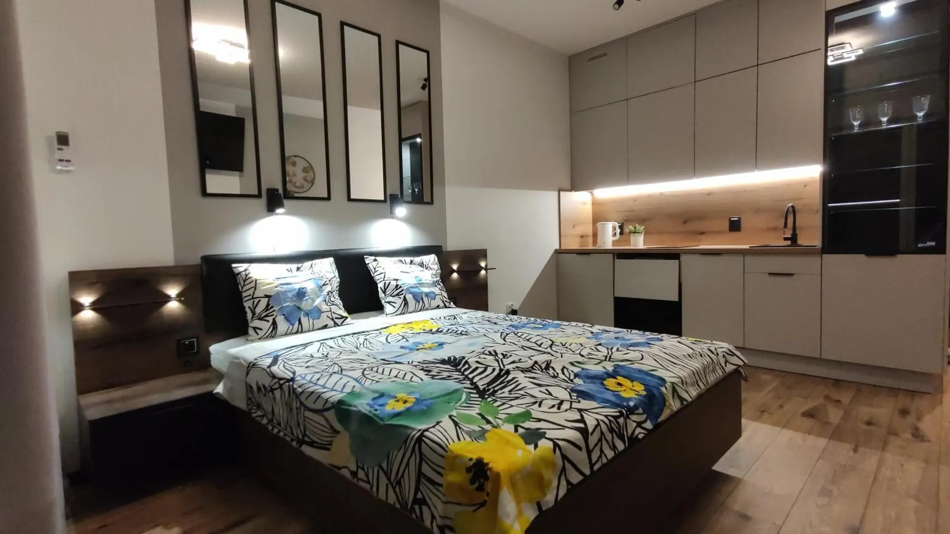 One-Room Apartment Nyska Residence Free Garage!!! Wroclaw