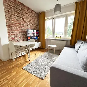 Fantastays - Sunny Cloud Apartament