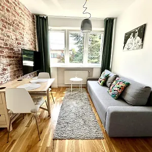 Fantastays - Pine Apartament